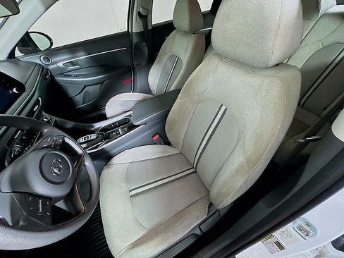 Used 2020 Hyundai Sonata SE FWD image 11