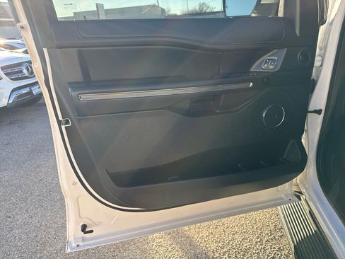 Used 2019 Ford Expedition Max XLT w/ Equipment Group 202A image 15