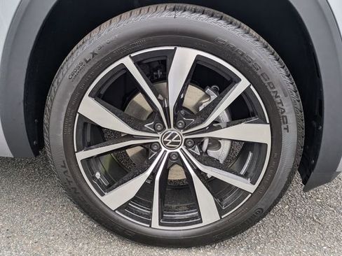 New 2026 Volkswagen Atlas SEL Premium R-Line image 11