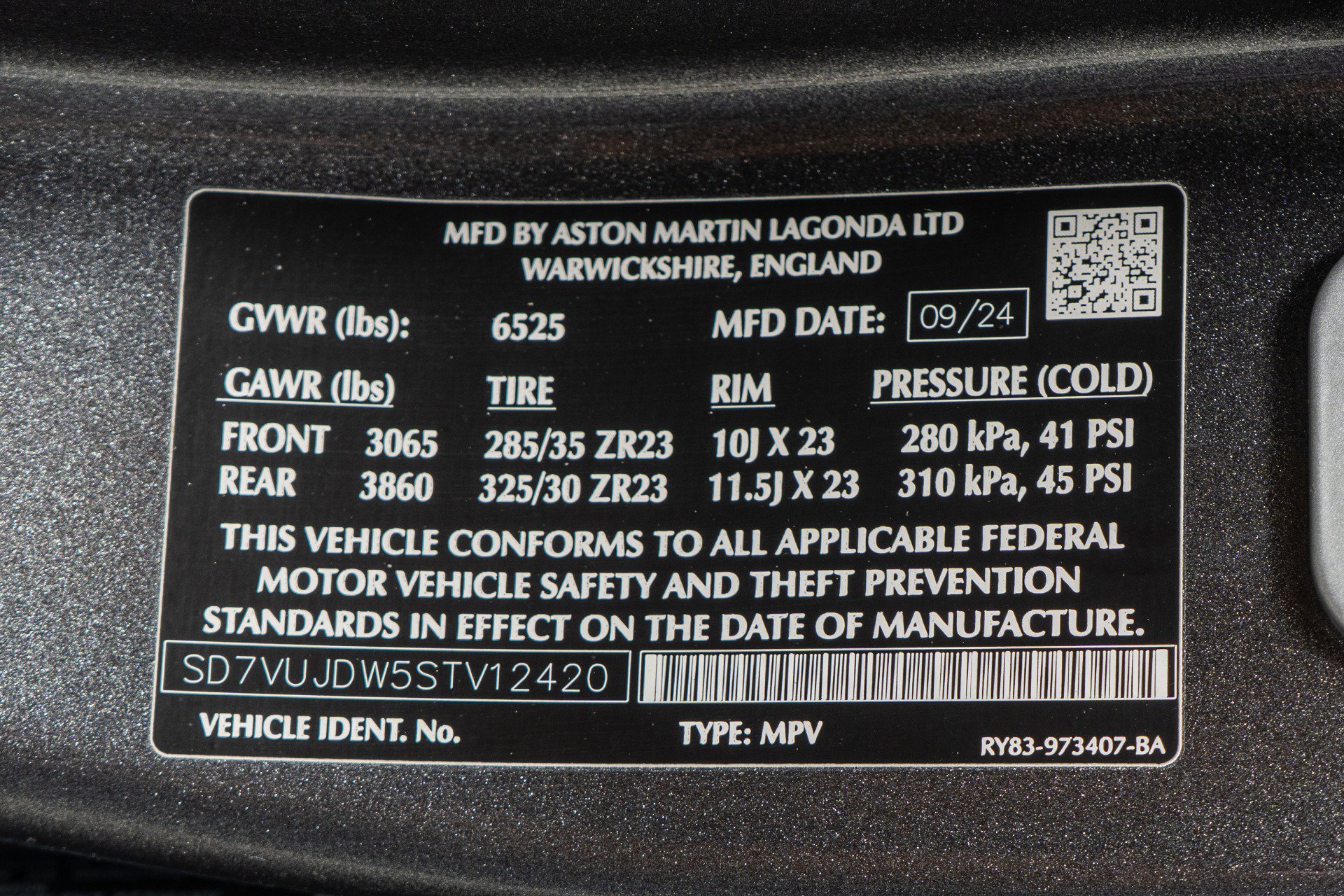 Used 2025 Aston Martin DBX 707 AWD/4WD image 20
