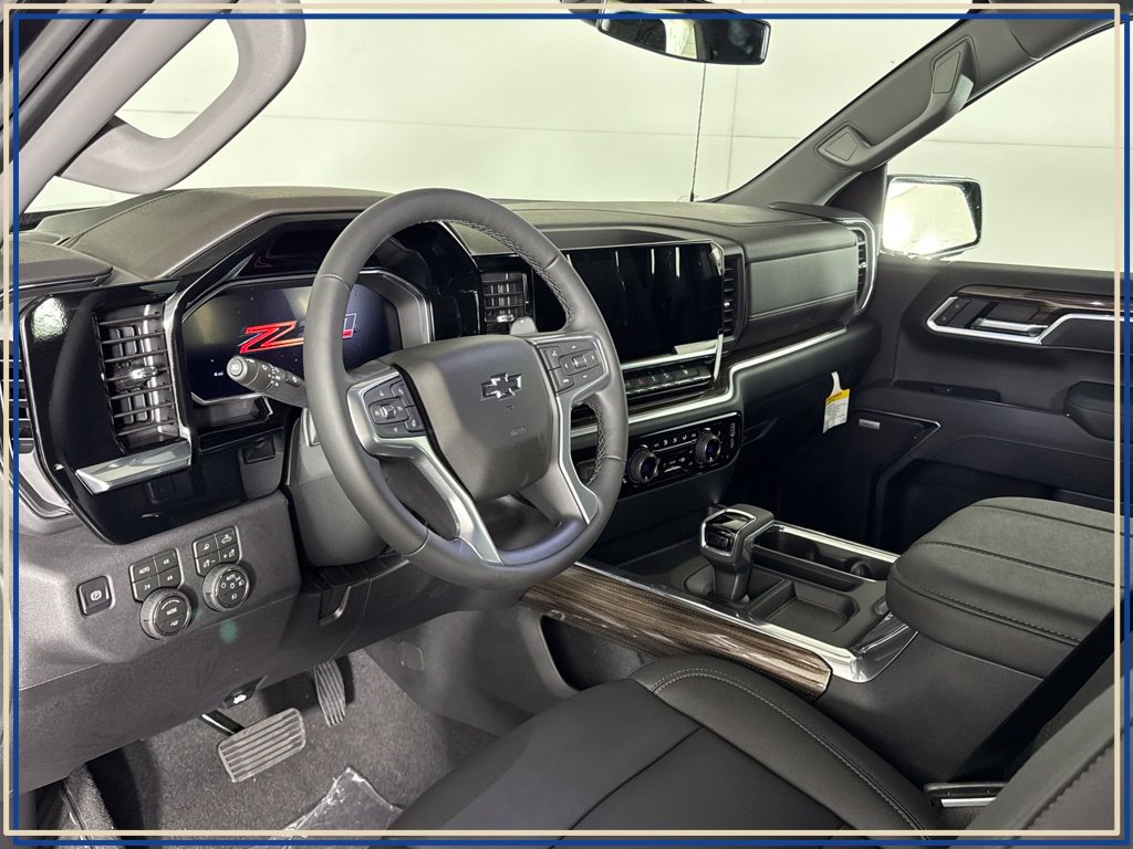 New 2026 Chevrolet Silverado 1500 RST w/ RST All Star Premium Package AWD/4WD image 9