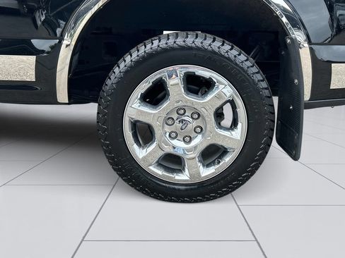 Used 2016 Ford F150 XLT w/ Equipment Group 302A Luxury AWD/4WD image 10