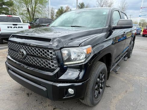 Used 2021 Toyota Tundra SR5 w/ SX Package image 7