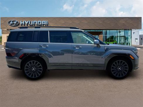 Used 2024 Hyundai Santa Fe Calligraphy image 9