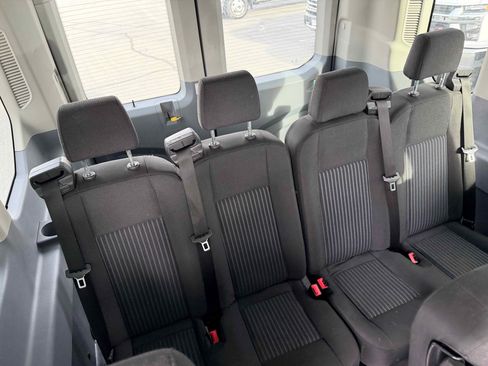 Used 2018 Ford Transit 350 XLT image 31