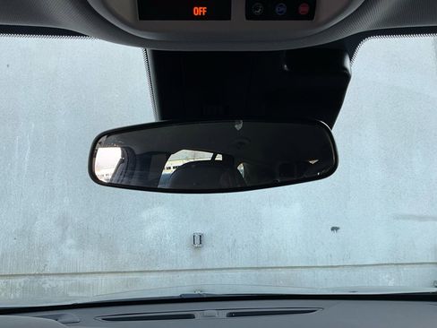 Used 2025 Chevrolet Trax LT image 17