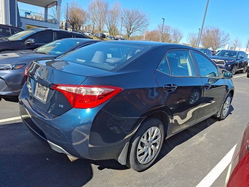 Certified 2017 Toyota Corolla LE image 4