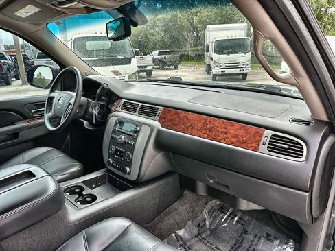 Certified 2014 GMC Yukon SLT image 28