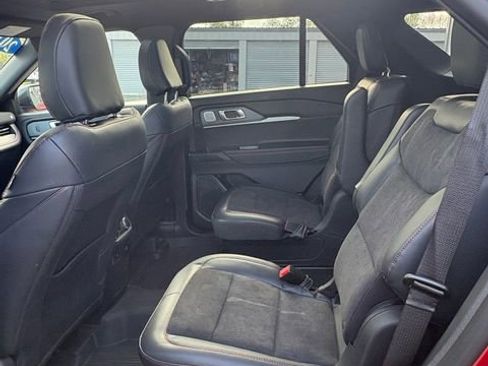 Used 2025 Ford Explorer ST w/ Sun And Sound Package AWD/4WD image 21