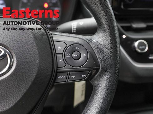 Used 2023 Toyota Corolla LE image 16