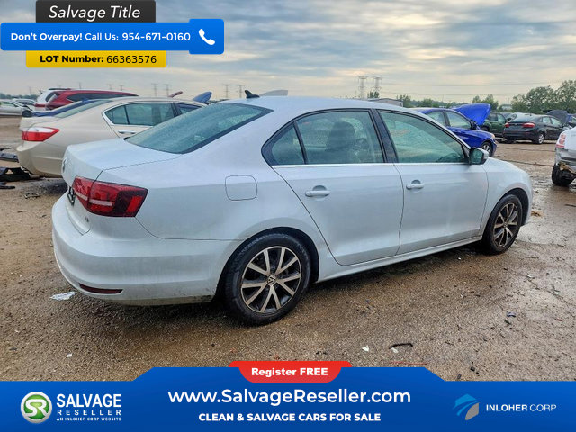 Used 2017 Volkswagen Jetta SE FWD image 4