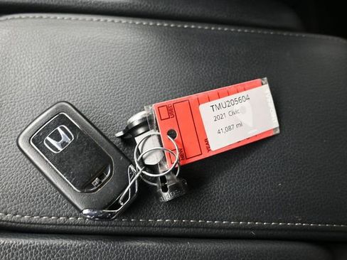 Used 2021 Honda Civic Sport image 9