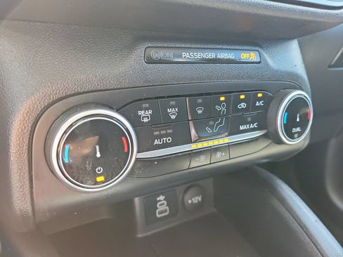 Used 2025 Ford Escape Active FWD image 29