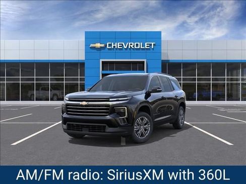 New 2027 Chevrolet Traverse LT w/ Driver Confidence Package FWD image 9