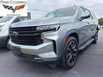 Used 2023 Chevrolet Suburban RST w/ Luxury Package