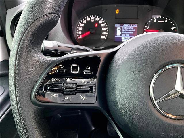 Used 2022 Mercedes-Benz Sprinter 2500 image 16
