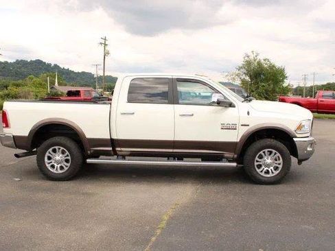 Used 2017 RAM 3500 Laramie w/ Snow Chief Group AWD/4WD image 10