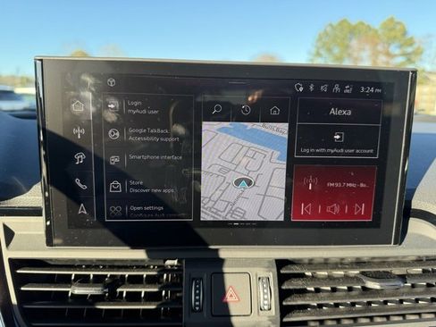 Used 2025 Audi Q5 2.0T Premium Plus w/ Premium Plus Package image 17