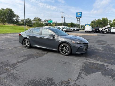 Used 2026 Toyota Camry XLE w/ Premium Package AWD/4WD image 14