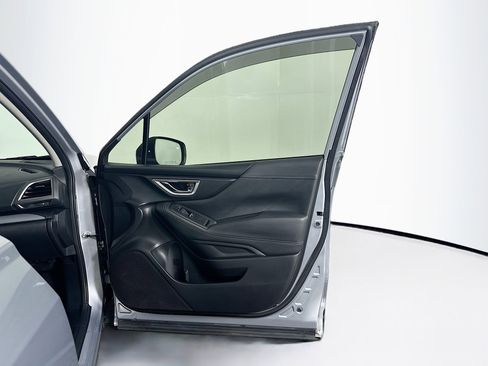 Used 2020 Subaru Forester Limited w/ Popular Package #3 image 33