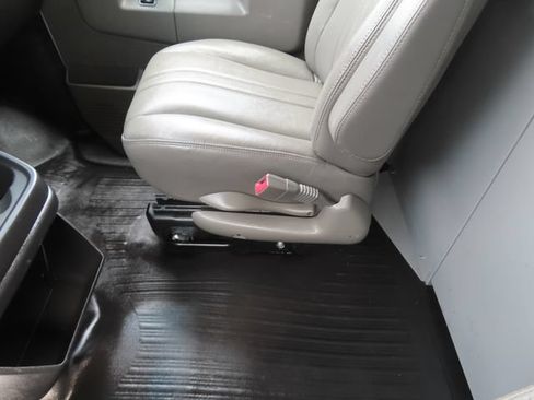 Used 2023 GMC Savana 2500 w/ Driver Convenience Package RWD image 32