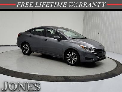 New 2025 Nissan Versa SV w/ Trunk Package