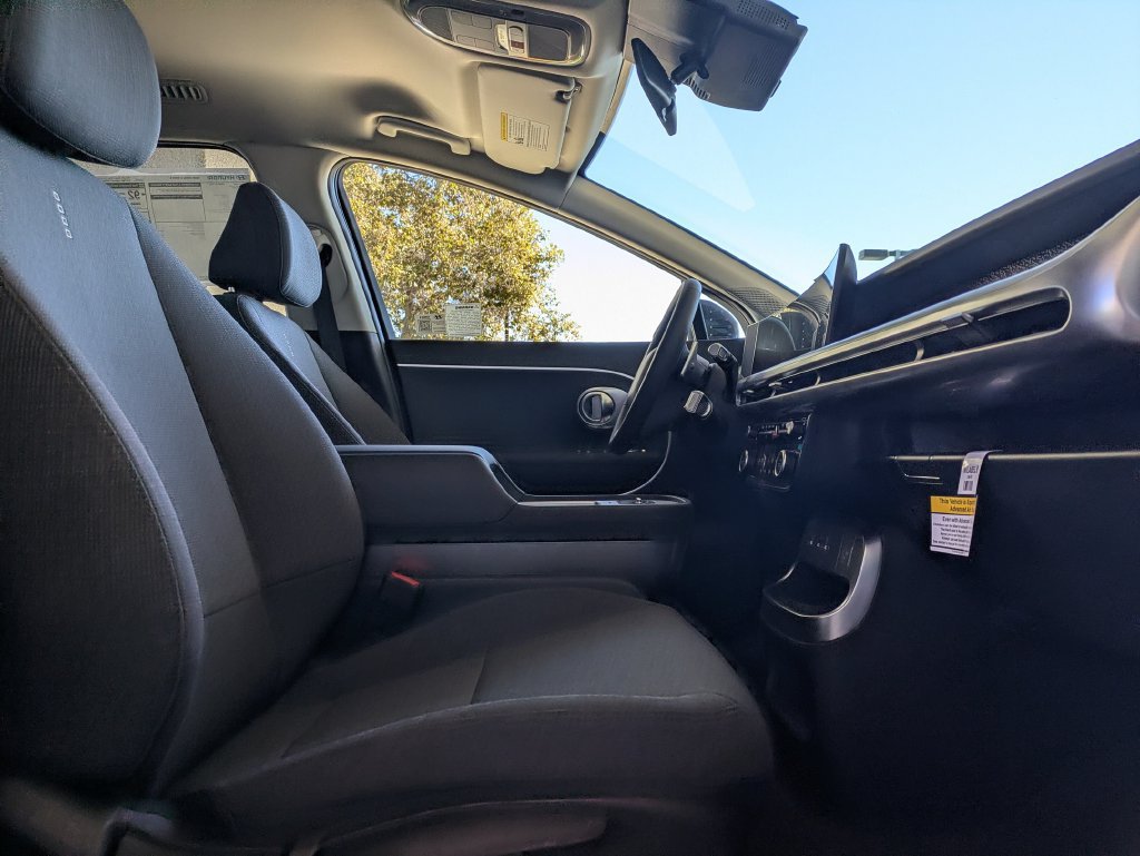 New 2026 Hyundai Ioniq 9 S RWD image 9