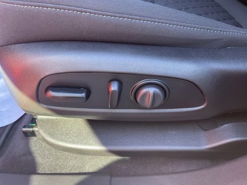 Certified 2021 Chevrolet Blazer LT image 19