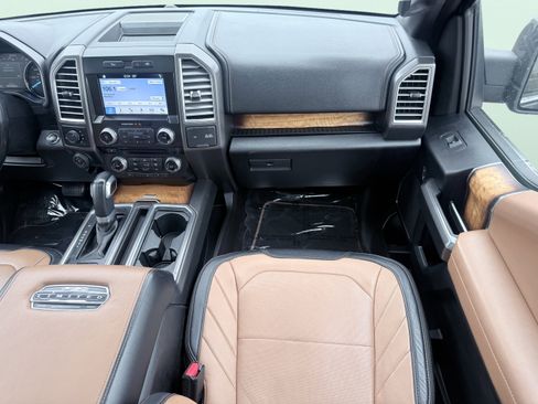 Used 2016 Ford F150 Limited image 59