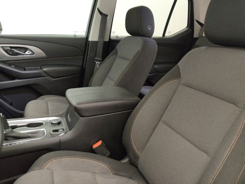 Used 2019 Chevrolet Traverse LS FWD image 17
