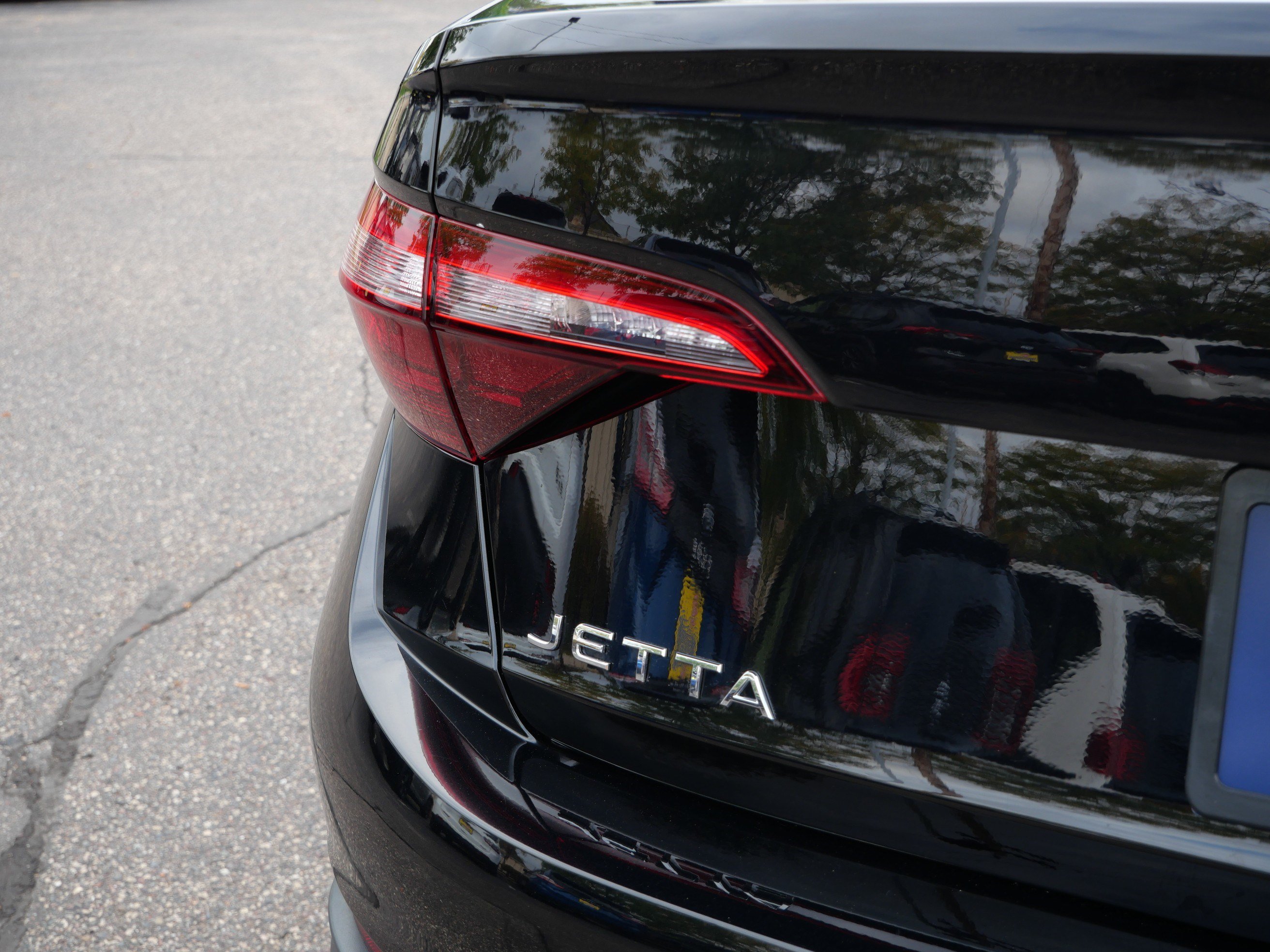 Certified 2023 Volkswagen Jetta Sport FWD image 17