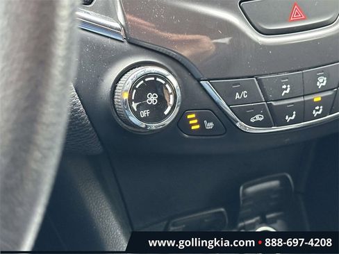 Used 2018 Chevrolet Cruze LT w/ Convenience Package image 24