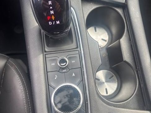 Certified 2022 Cadillac XT5 Premium Luxury image 24