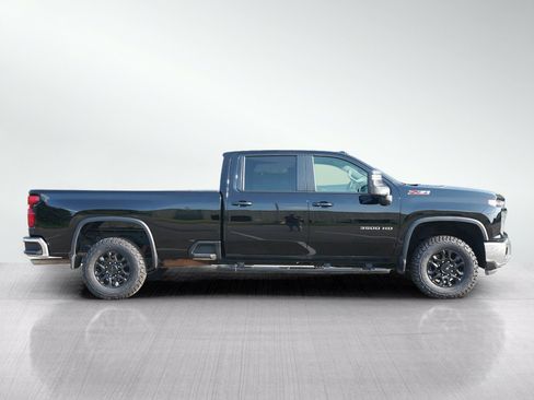 Used 2024 Chevrolet Silverado 3500 LT w/ Convenience Package AWD/4WD image 6