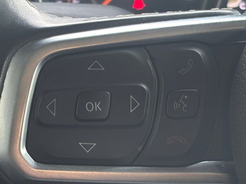 Used 2020 Jeep Gladiator Sport w/ Quick Order Package 24S image 11