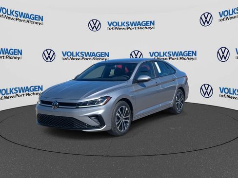 Used 2026 Volkswagen Jetta Sport FWD image 4