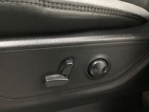 Used 2022 RAM 1500 Big Horn image 8