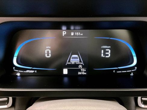 Certified 2024 Hyundai Elantra SE FWD image 22