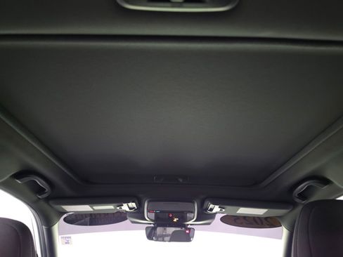 Certified 2025 Subaru Forester Premium AWD/4WD image 29