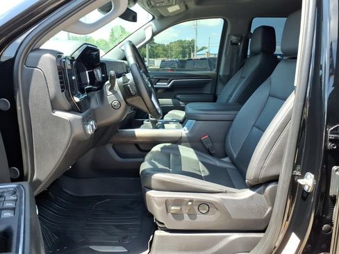 Used 2024 GMC Sierra 1500 SLT w/ SLT Convenience Package AWD/4WD image 17