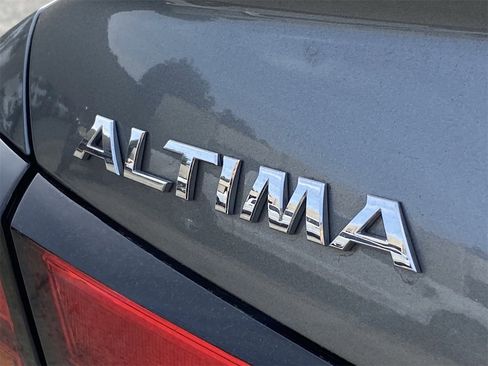 Certified 2022 Nissan Altima 2.5 SL image 5