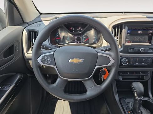 Used 2022 Chevrolet Colorado W/T w/ WT Convenience Package RWD image 12