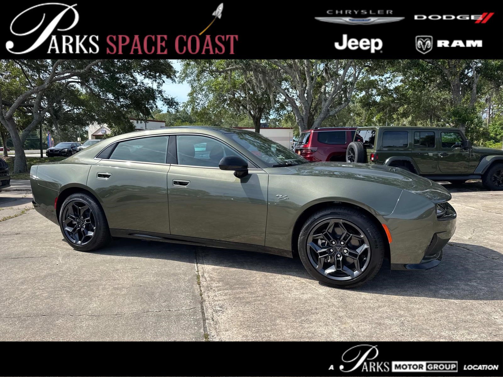 New 2026 Dodge Charger R/T w/ Blacktop Package AWD/4WD image 1
