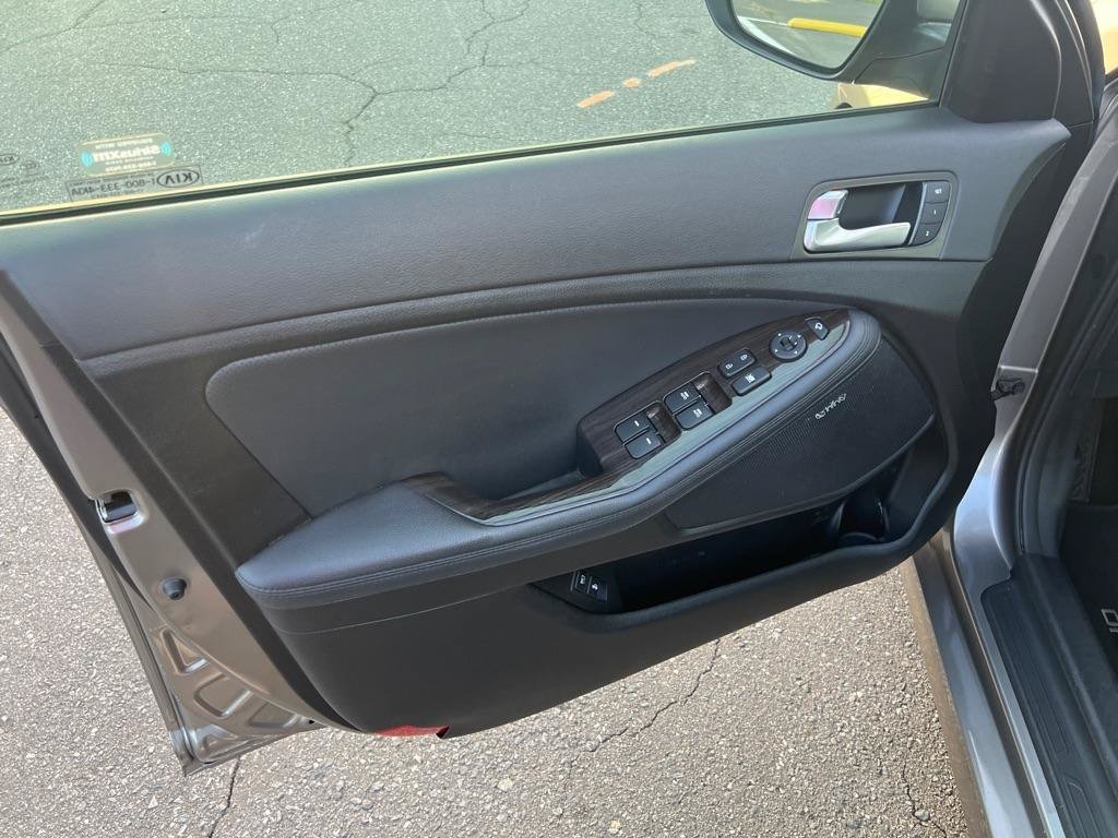 Used 2015 Kia Optima EX w/ EX Premium Package FWD image 10