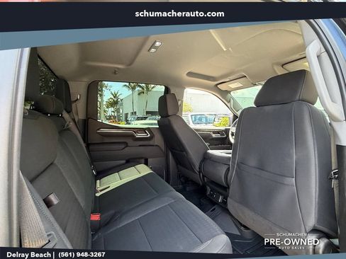 Used 2024 GMC Sierra 1500 Elevation w/ LPO, Elevation Black Package AWD/4WD image 18