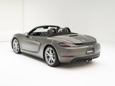 Certified 2025 Porsche 718 Boxster image 3