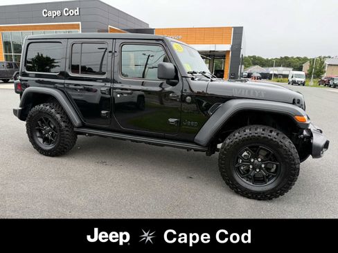 Used 2026 Jeep Wrangler Unlimited Sport AWD/4WD image 1