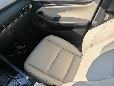 Used 2025 MAZDA MAZDA3 s image 15