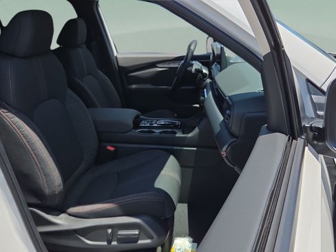 New 2026 Honda Pilot Sport image 14