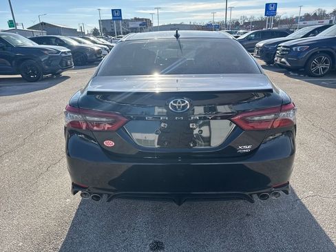 Used 2023 Toyota Camry XSE image 6